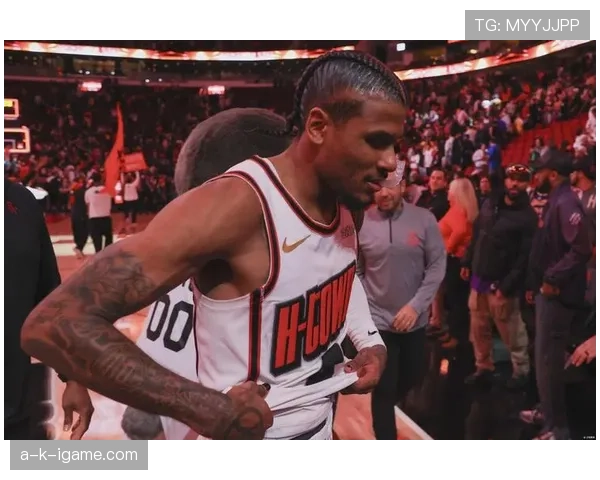 卡隆·巴特勒突破频繁拉开防线提升关键得分能力